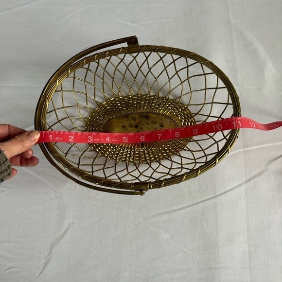 Vintage Wire Fruit Basket - Picture 3 of 6